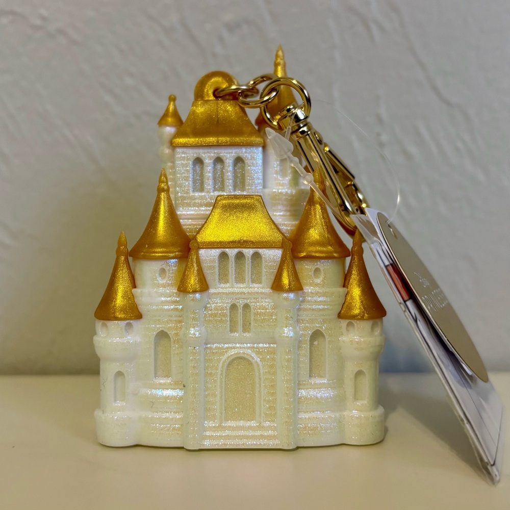 Bath & Body Works Light Up Disney Castle Pocketbac Sanitizer Holder